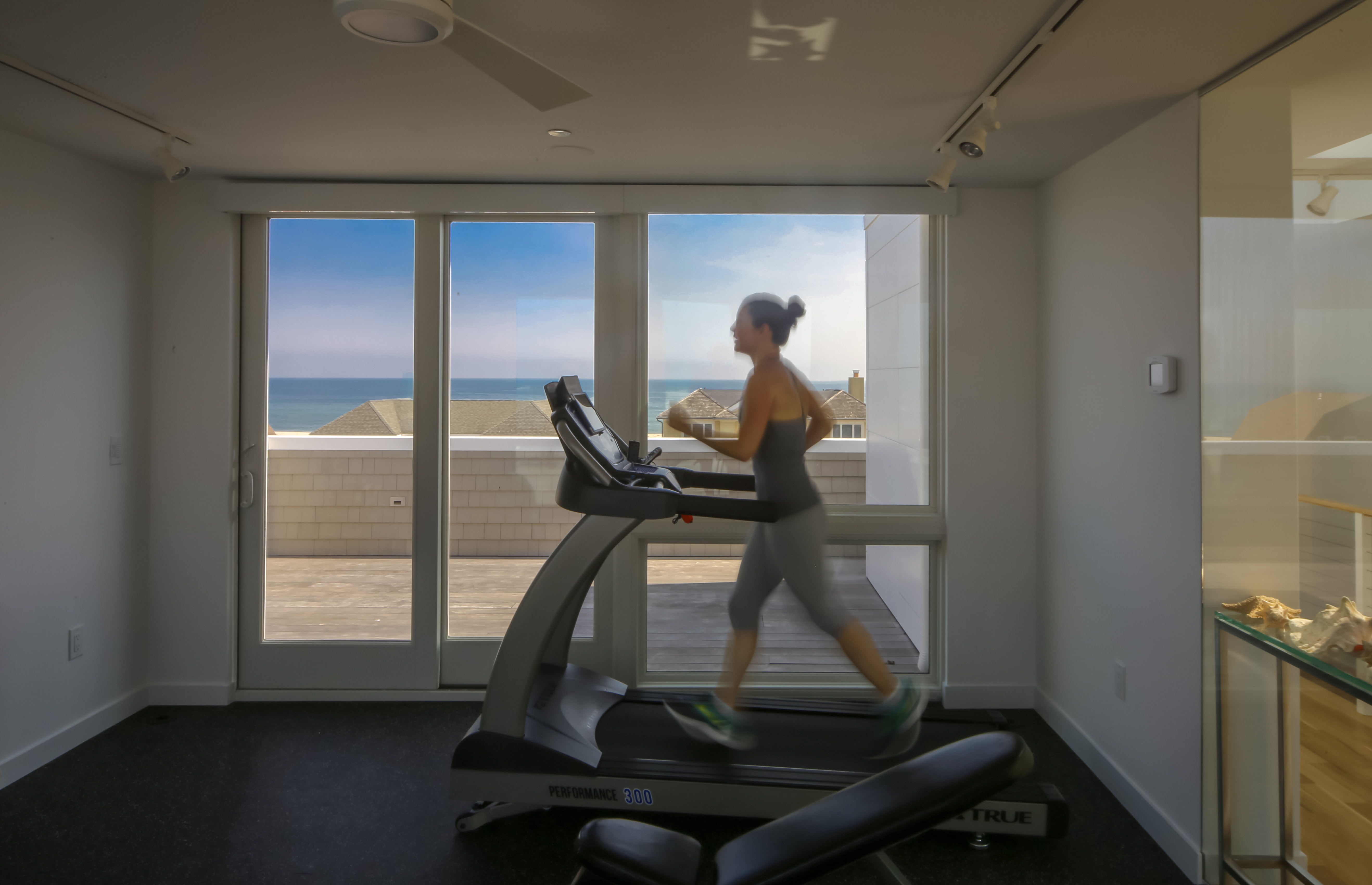 gym-jen-treadmill-IMG_0249