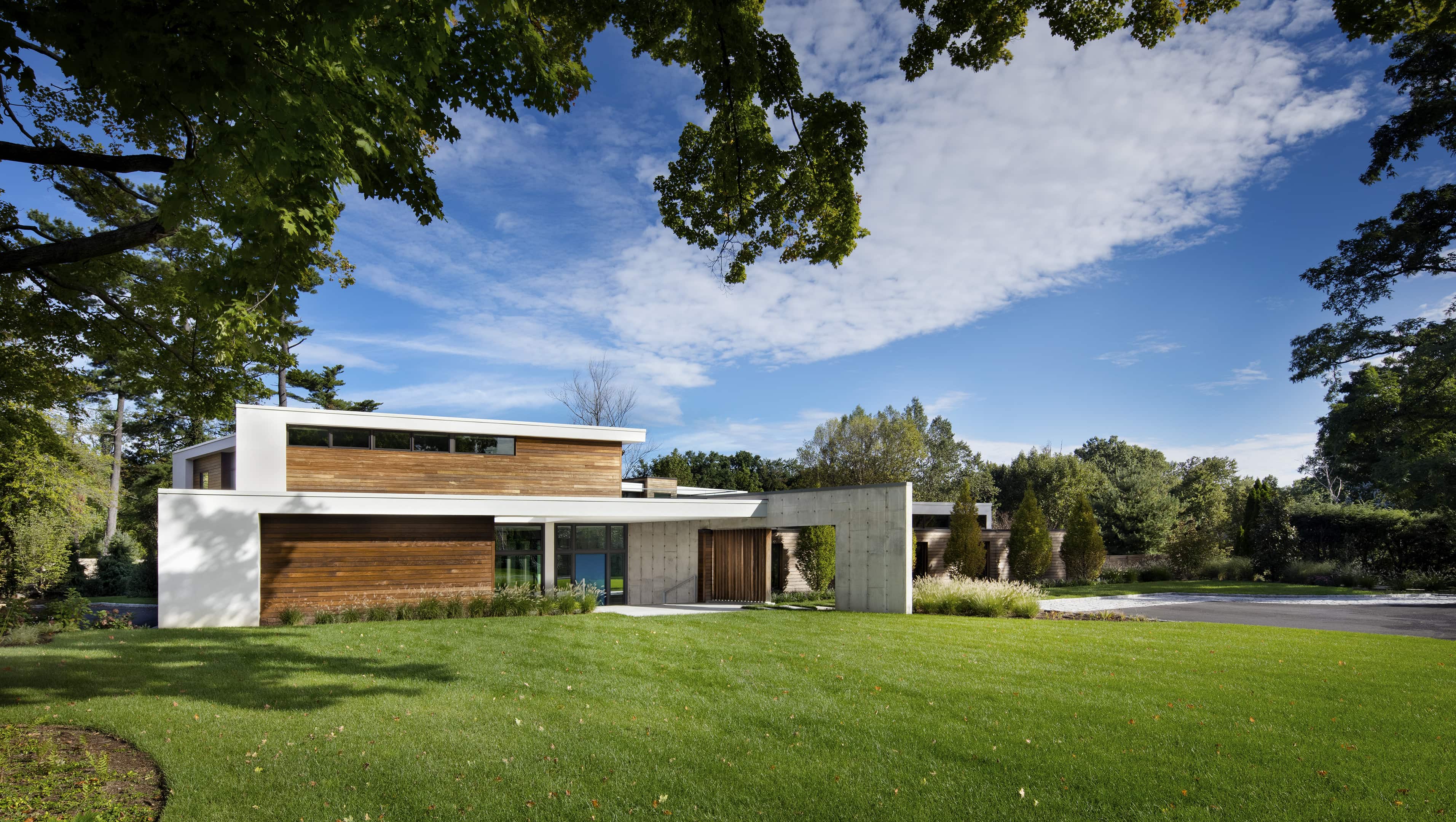 highway house - front left